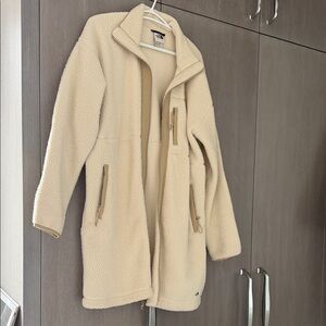 The North Face Women's Cream Teddy Sherpa Jacket
